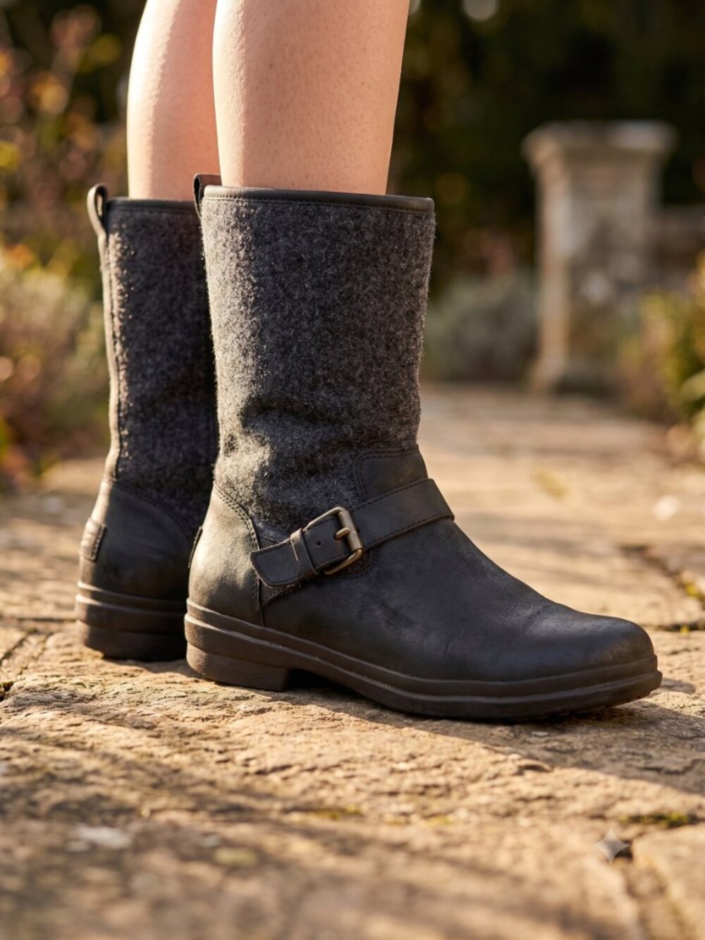 Ugg Robbie wool leather dark charcoal mid calf boots